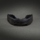 Протектор за уста -Venum Predator Mouthguard – Black/Black/Red